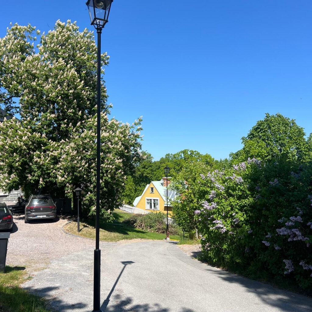 Classic 02 Luna A luminária, pilar Echo foto tirada em Estocolmo, Suécia