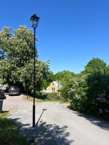 Classic 02 Luna A luminária, pilar Echo foto tirada em Estocolmo, Suécia