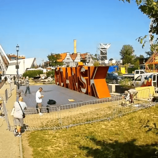 Inscrição em aço Corten «Gdańsk»